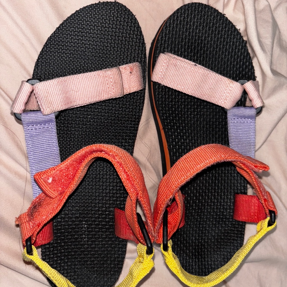 Colorful Strappy Sandals - Picture 3 of 3